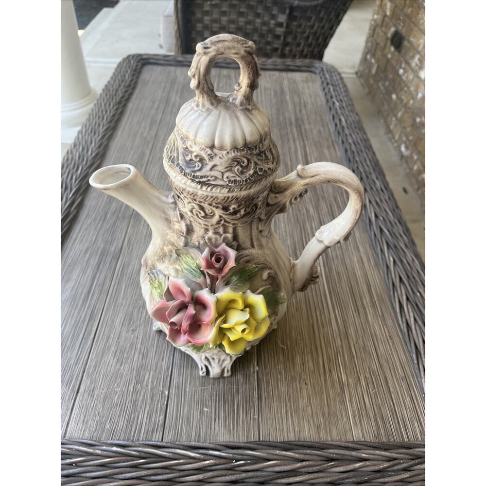 Capodimonte Porcelain Flower Pitcher With Lid Made In Italy. Pink Flower Is Chip - Picture 7 of 15
